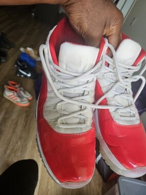 Jordan Men's Red and White Athletic Basketball Shoes